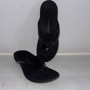 Vionic Women's Black Sandals